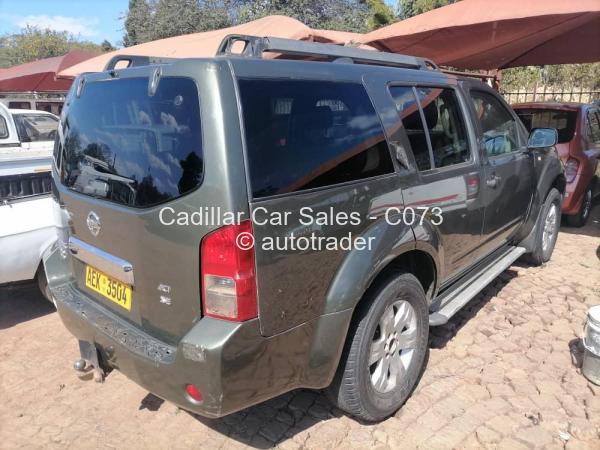 2005 - Nissan  Pathfinder