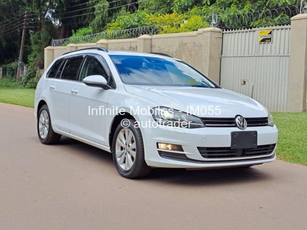 2015 - Volkswagen  Golf