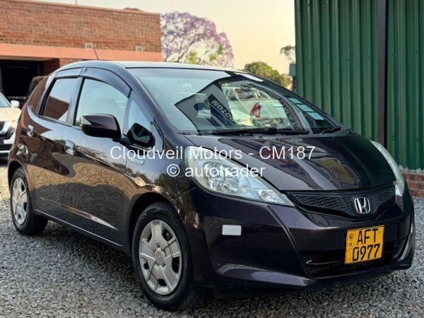 2013 - Honda Fit 2013 - Honda Fit