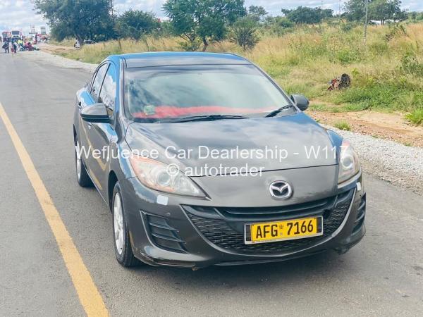 2012 - Mazda  axela