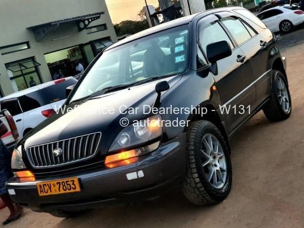2004 - Toyota  Harrier