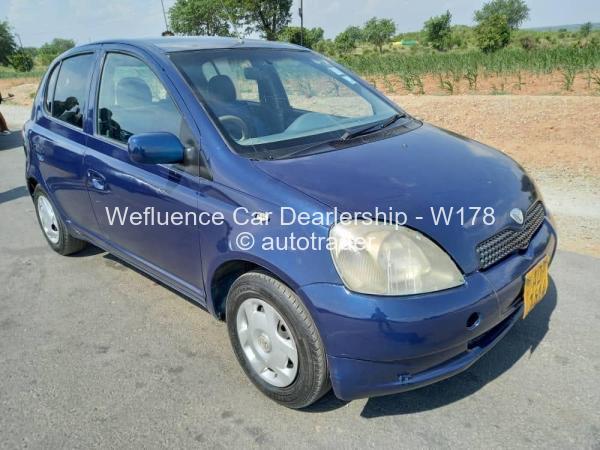 2000 - Toyota Vitz 2000 - Toyota Vitz