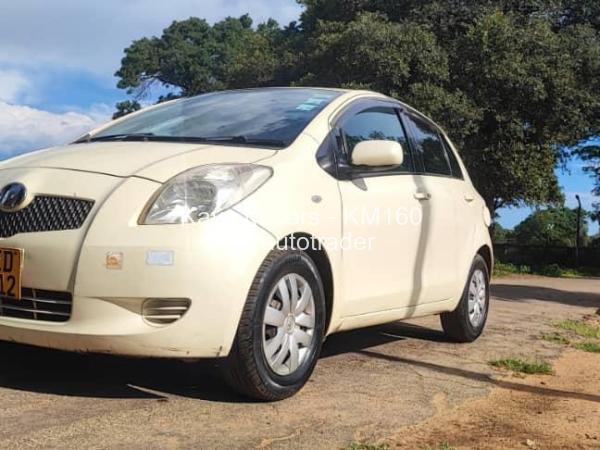 2012 - Toyota  Vitz