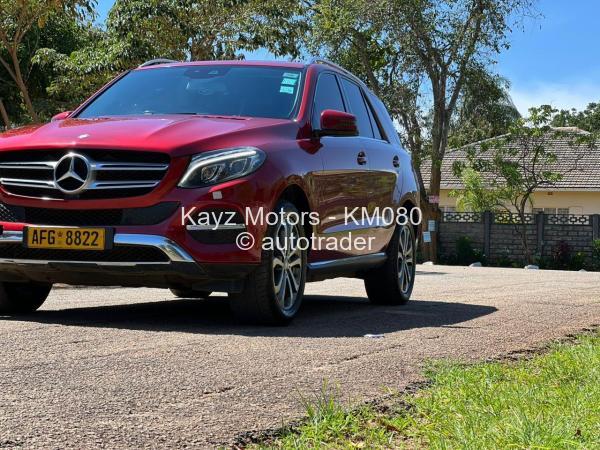 2017 - Mercedes Benz GLE