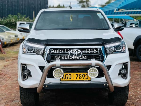 2025 - Toyota Hilux 2025 - Toyota Hilux