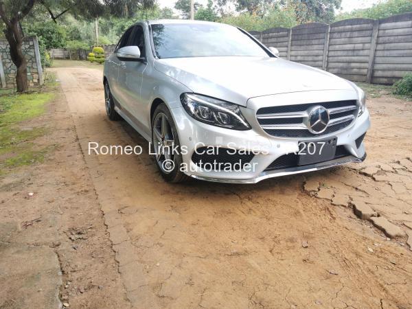 2015 - Mercedes Benz C180 2015 - Mercedes Benz C180