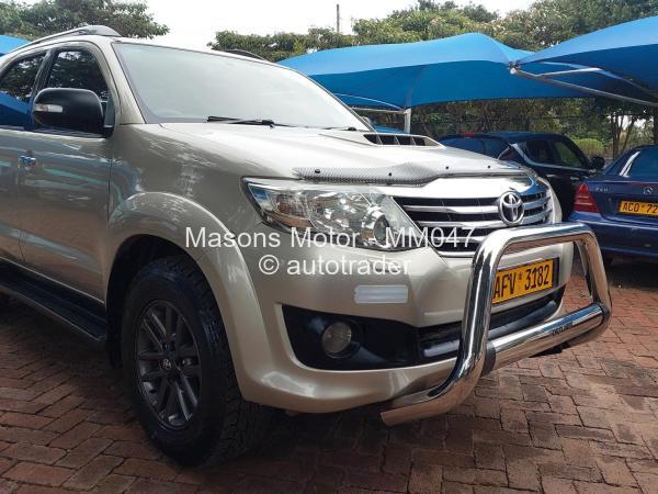 2013 - Toyota Fortuner 2013 - Toyota Fortuner