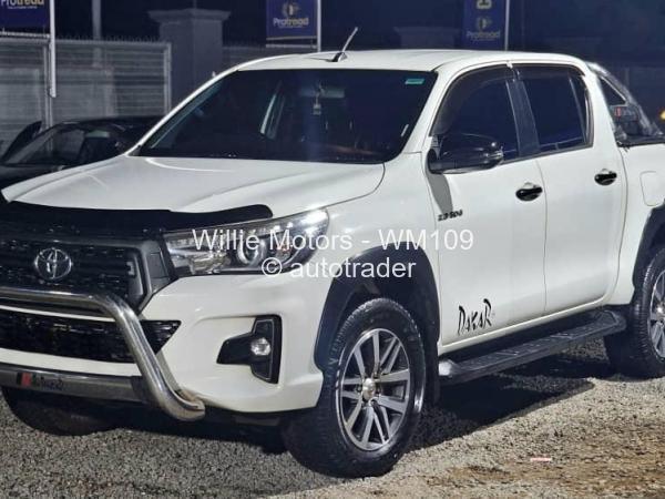 2018 - Toyota  Hilux