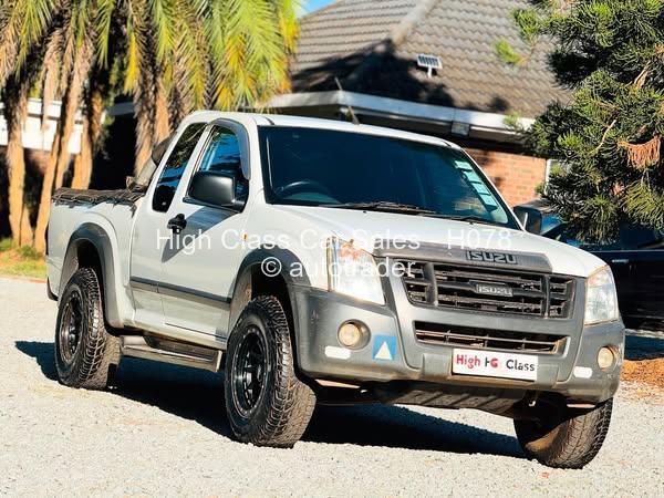 2012 - Isuzu  KB250