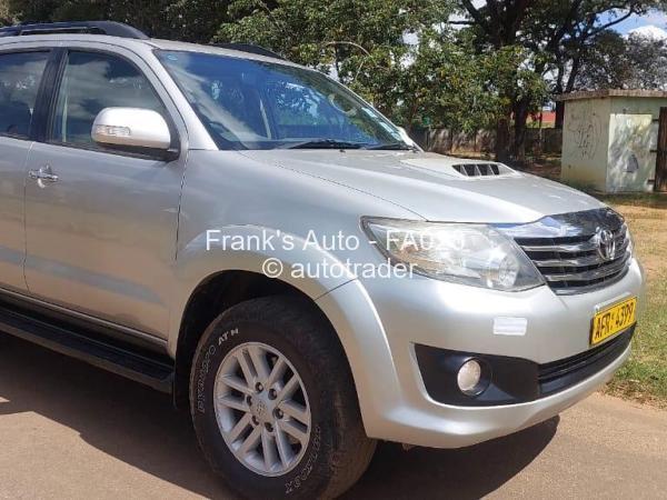 2012 - Toyota Fortuner 2012 - Toyota Fortuner