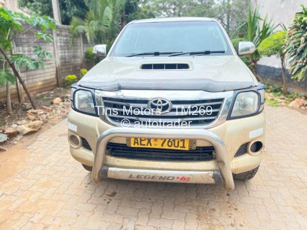 2003 - Toyota  Hilux