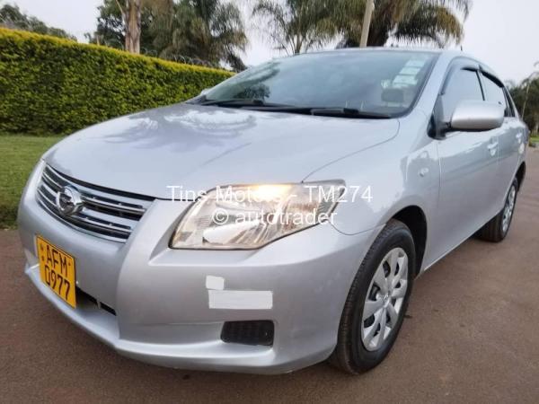 2013 - Toyota  Axio