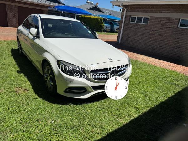 2022 - Mercedes Benz C200