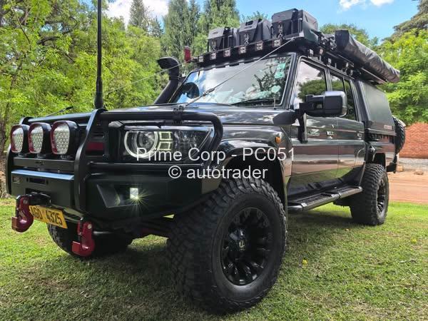 2022 - Toyota  Land Cruiser 79