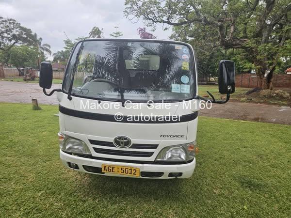 2012 - Toyota Dyna 2012 - Toyota Dyna