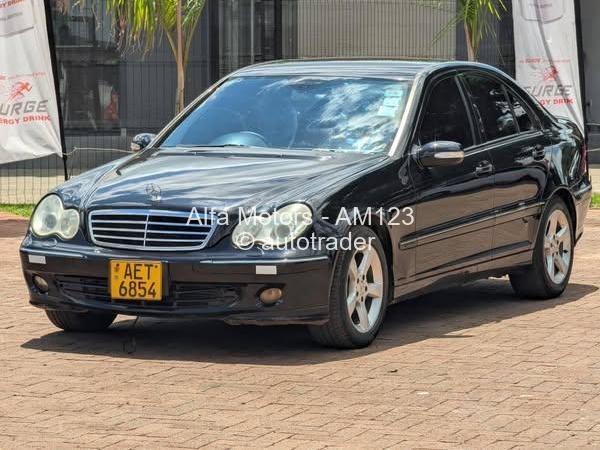 2009 - Mercedes Benz C180