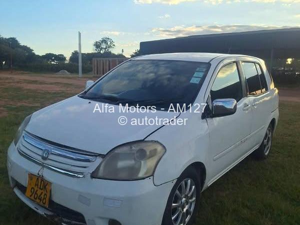 2010 - Toyota  Raum
