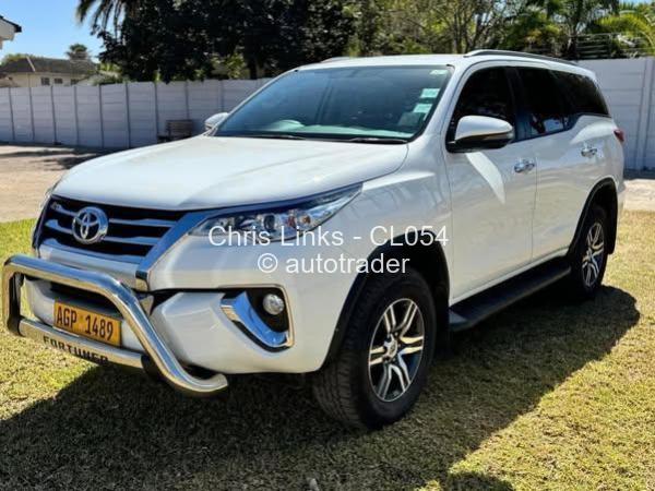 2020 - Toyota  Fortuner