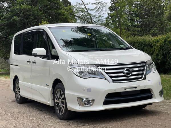 2016 - Nissan  Serena
