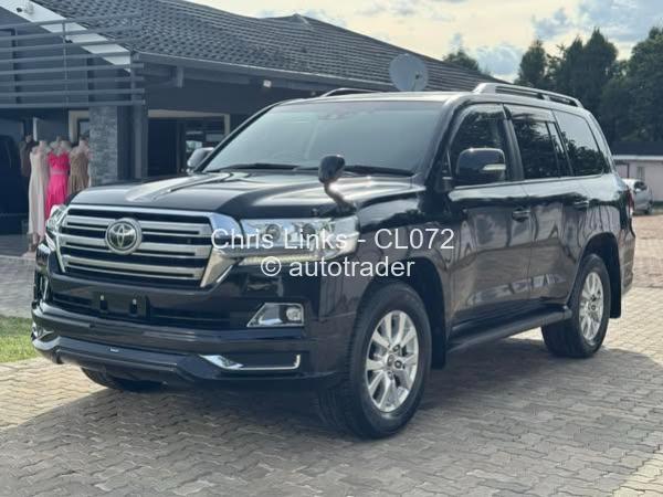 2021 - Toyota Land Cruiser 2021 - Toyota Land Cruiser