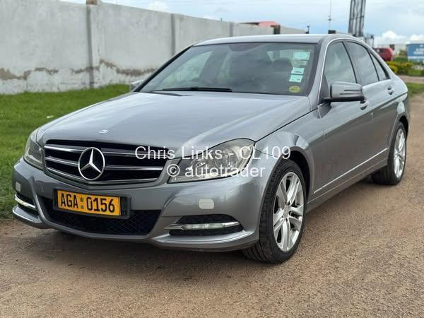 2013 - Mercedes Benz C180 2013 - Mercedes Benz C180