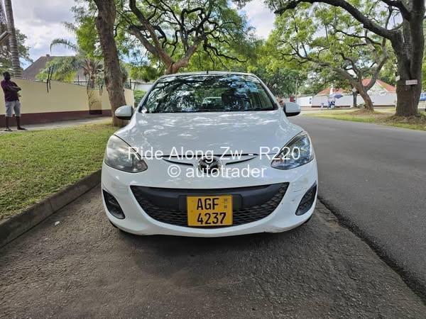 2014 - Mazda  Demio