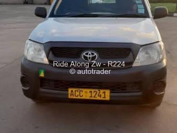 2010 - Toyota  Hilux
