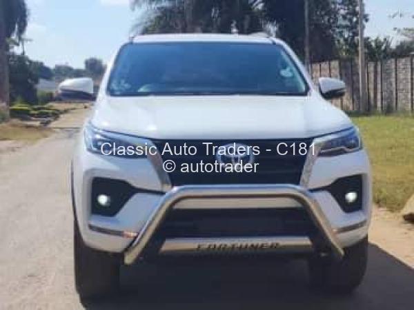 2021 - Toyota Fortuner 2021 - Toyota Fortuner
