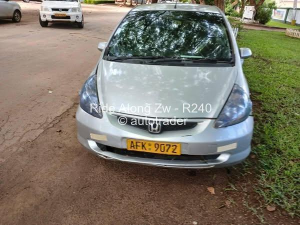 2002 - Honda Fit