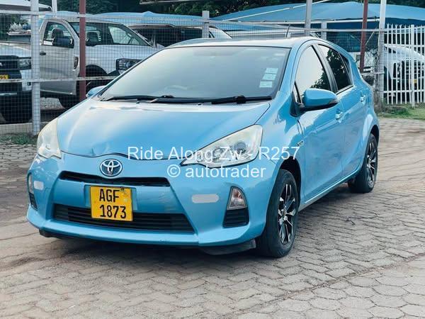 2014 - Toyota  Aqua