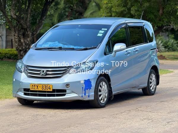 2014 - Honda Freed