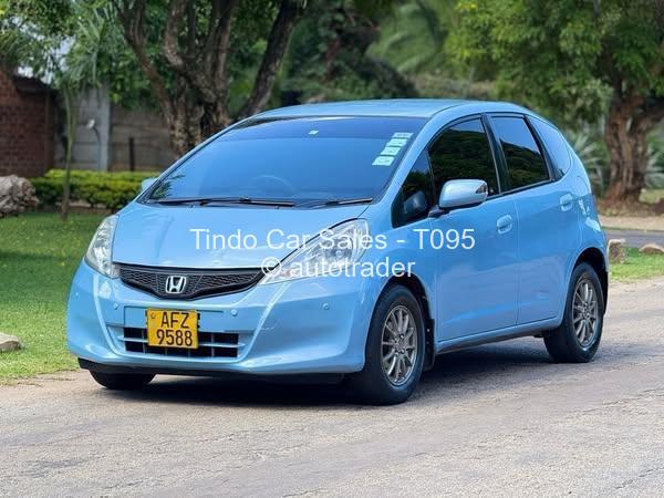 2013 - Honda Fit 2013 - Honda Fit