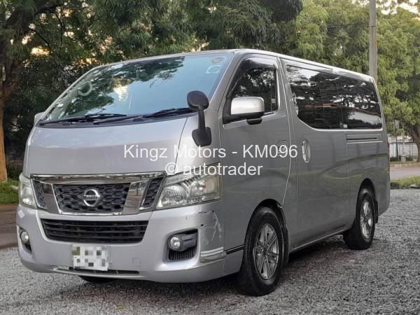 2015 - Nissan  NV350