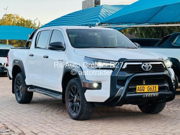 2014 - Toyota  Hilux