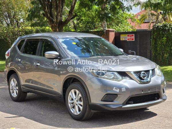 2015 - Nissan  Xtrail