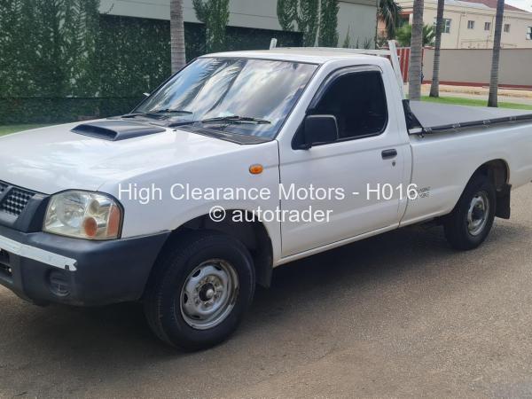 2012 - Nissan  NP300 Hardbody