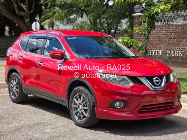 2015 - Nissan  Xtrail