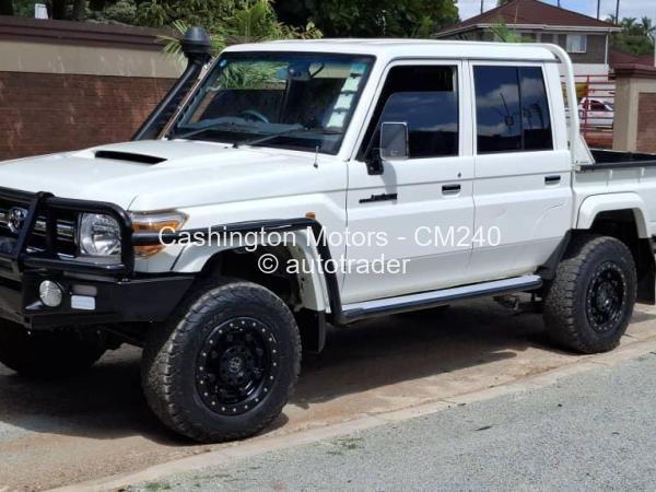 2021 - Toyota  Land Cruiser