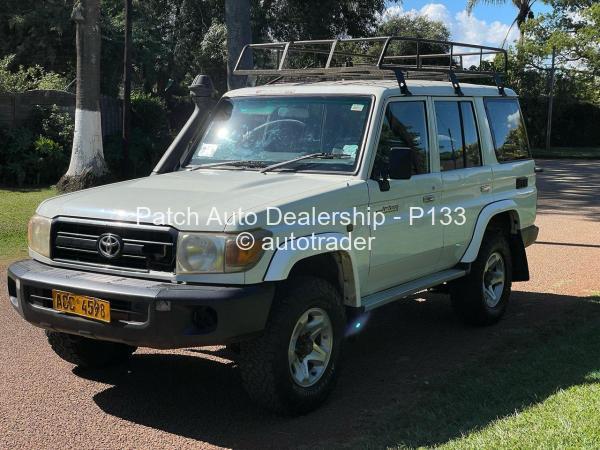 2010 - Toyota Land Cruiser 2010 - Toyota Land Cruiser