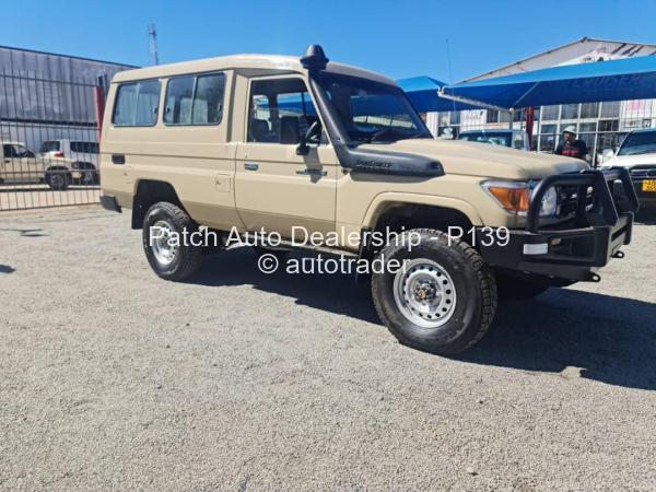 2009 - Toyota  Land Cruiser 79