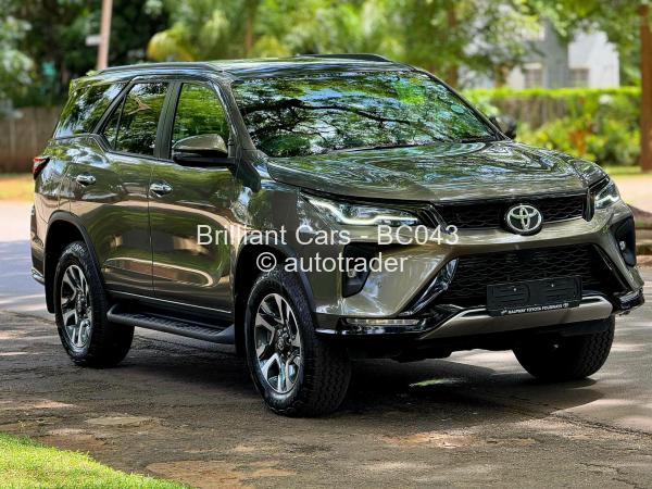 2023 - Toyota  Fortuner