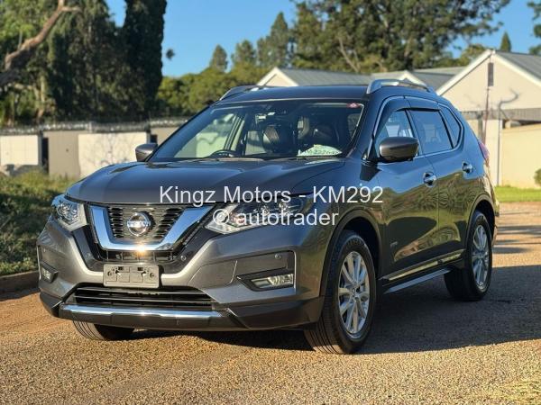 2018 - Nissan  X-Trail