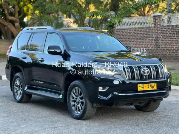 2019 - Toyota Land Cruiser Prado 2019 - Toyota Land Cruiser Prado