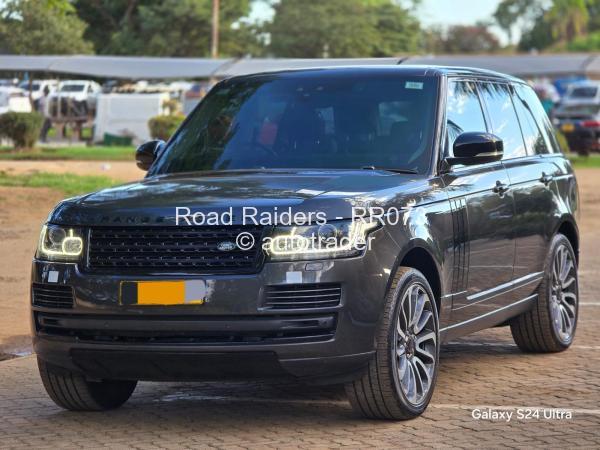 2017 - Range Rover Vogue 2017 - Range Rover Vogue