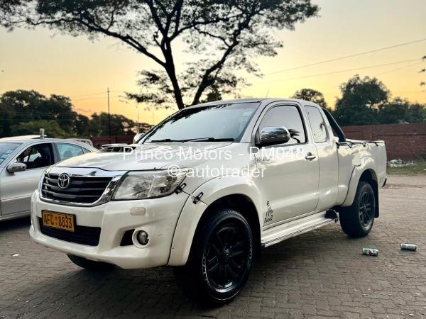 2012 - Toyota  Hilux D4D