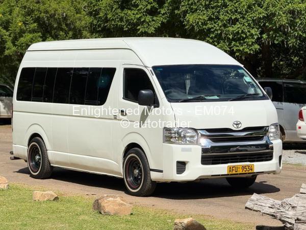 2012 - Toyota  Quantum