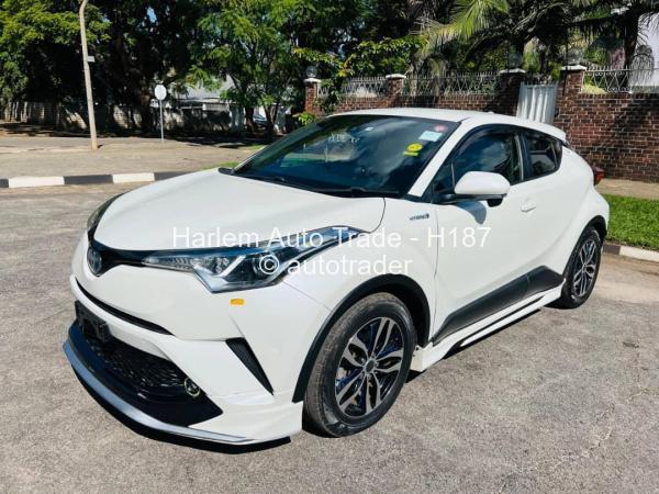 2018 - Toyota CH-R 2018 - Toyota CH-R