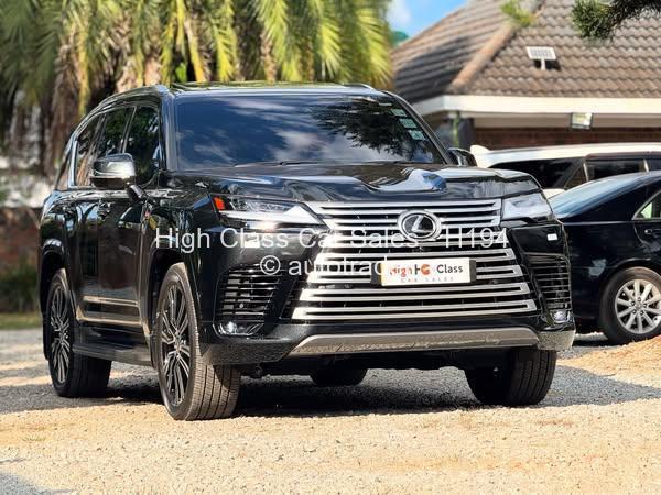 2024 - Lexus  LX 500D