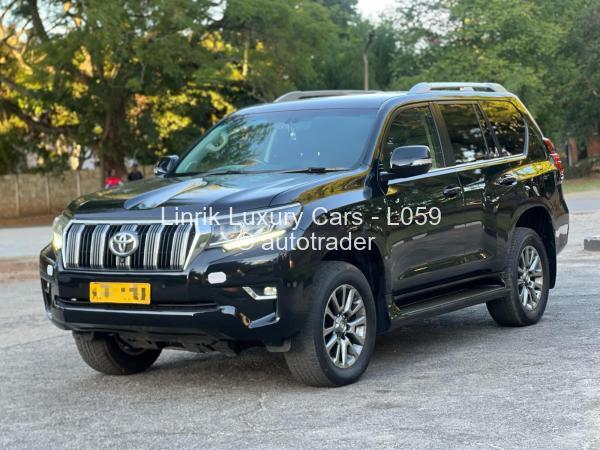 2019 - Toyota  Land Cruiser Prado