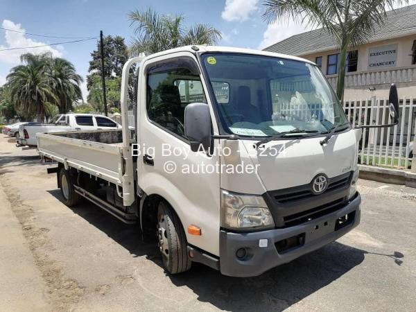 2019 - Toyota  Dyna